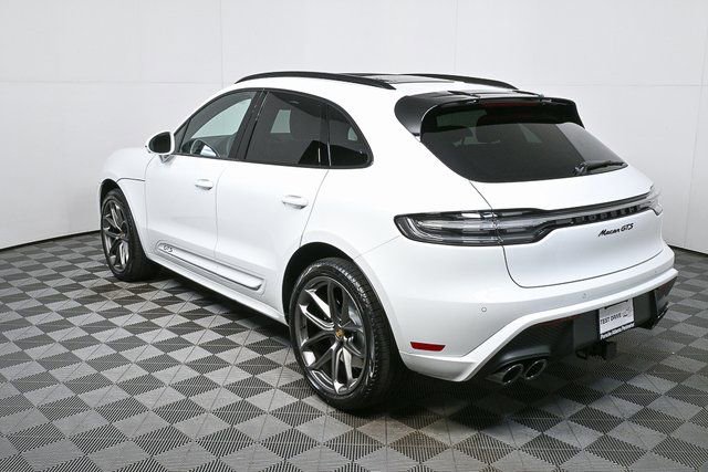 New 2026 Porsche Macan GTS image 5