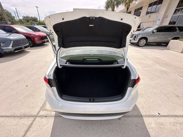Used 2021 Toyota Corolla LE FWD image 31