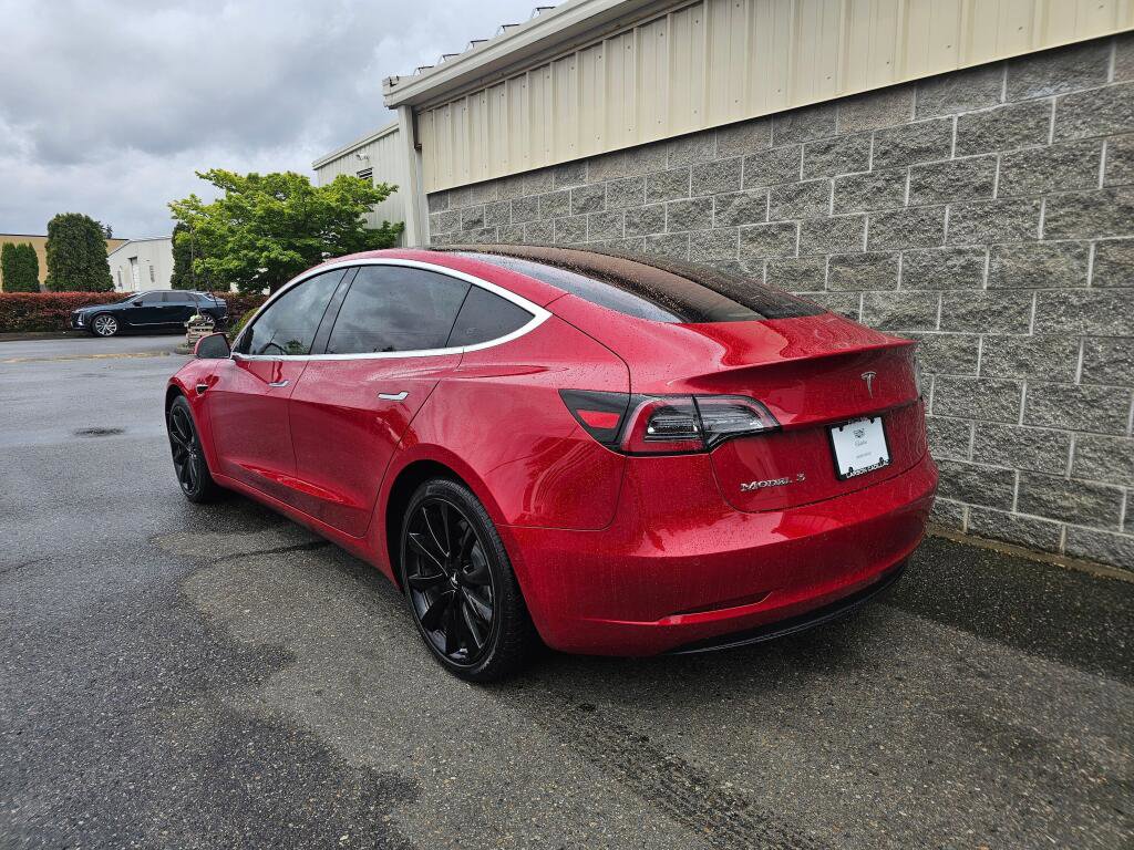 Used 2018 Tesla Model 3 Long Range RWD image 4