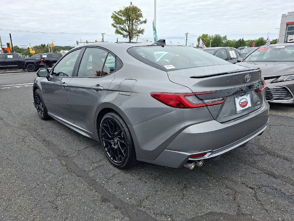 Used 2026 Toyota Camry XSE FWD image 4
