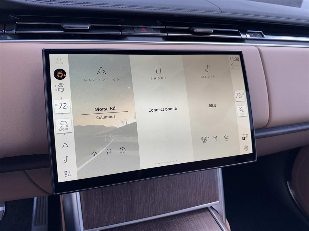 New 2026 Land Rover Range Rover SE image 24