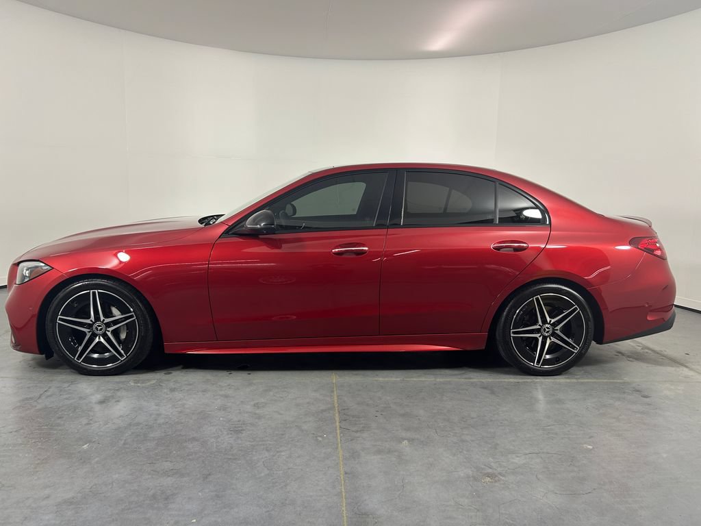 Used 2022 Mercedes-Benz C 300 4MATIC Sedan image 2