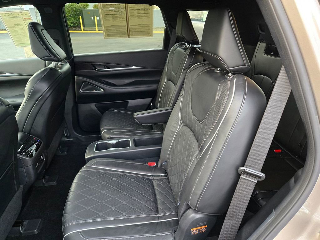 Used 2022 INFINITI QX60 Autograph w/ Cargo Package image 10