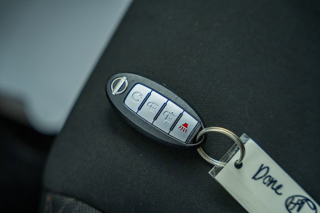 Used 2024 Nissan Frontier PRO-4X w/ Pro Convenience Package image 48