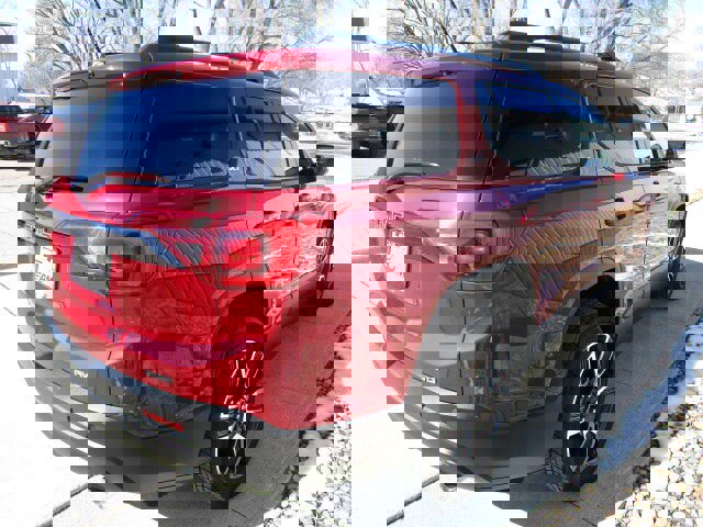 Used 2019 GMC Acadia SLT w/ Black Edition image 7