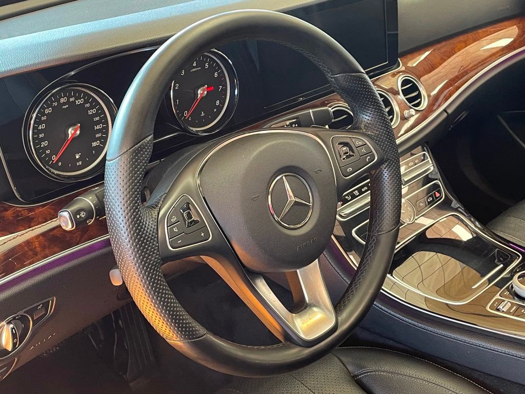 Used 2017 Mercedes-Benz E 300 4MATIC image 13