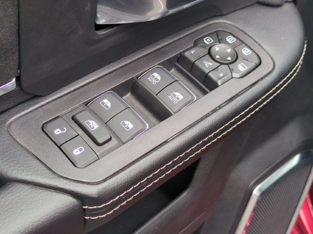 New 2026 RAM 3500 Laramie AWD/4WD image 13