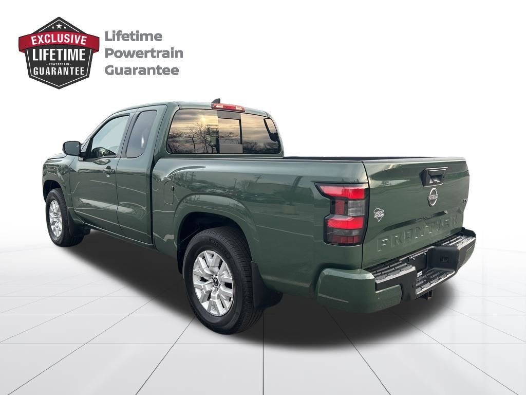 Certified 2024 Nissan Frontier SV w/ SV Convenience Package image 3
