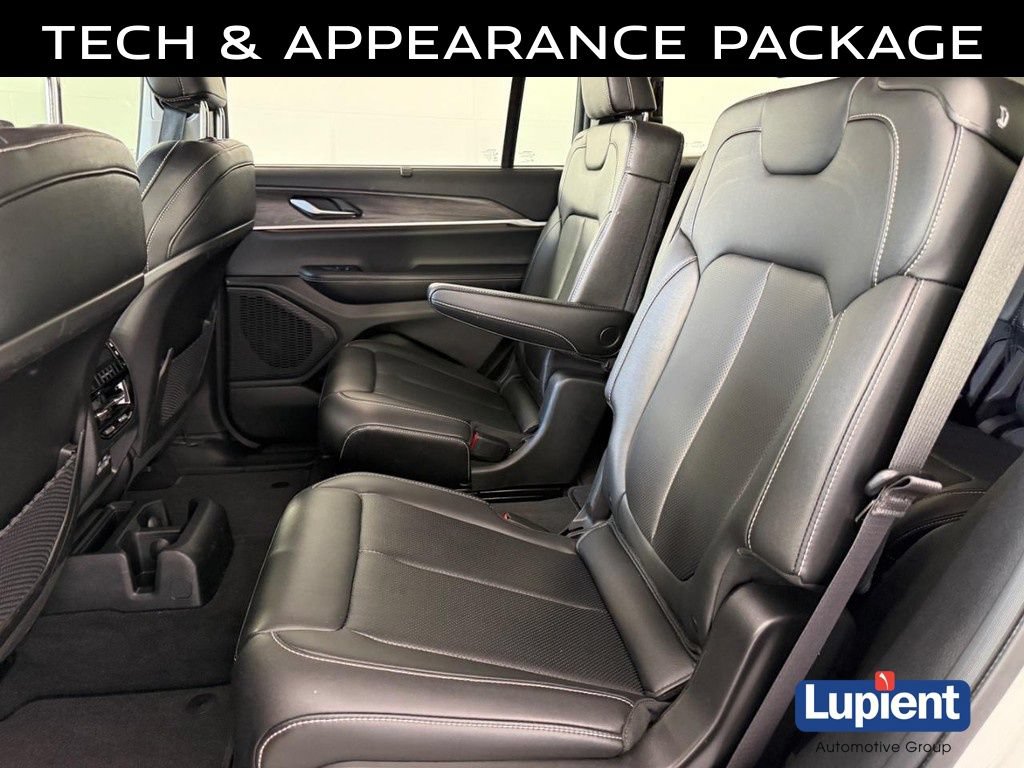 Used 2023 Jeep Grand Cherokee L Limited w/ Luxury Tech Group II AWD/4WD image 20