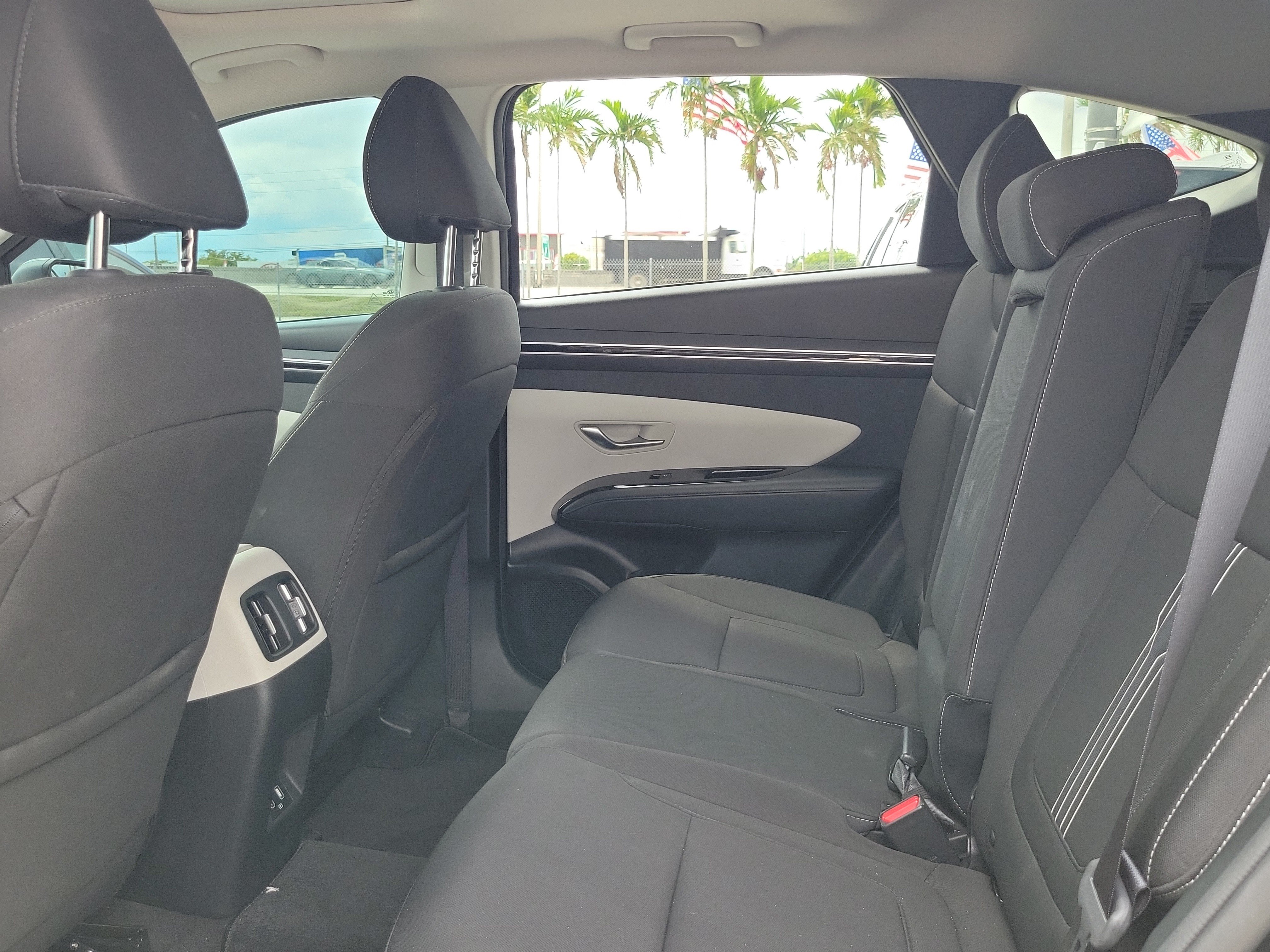 Used 2022 Hyundai Tucson SEL w/ Convenience Package AWD/4WD image 18