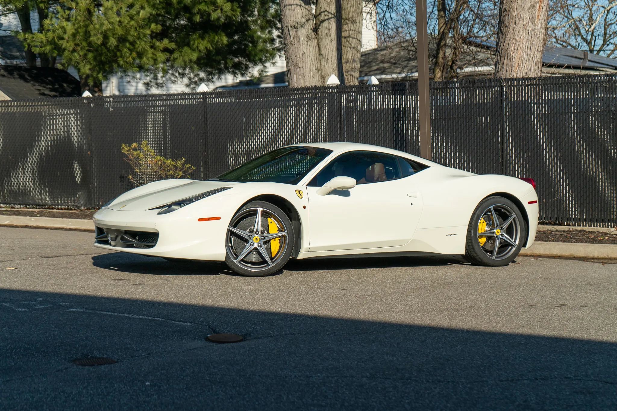 Used 2015 Ferrari 458 Italia Coupe RWD image 8