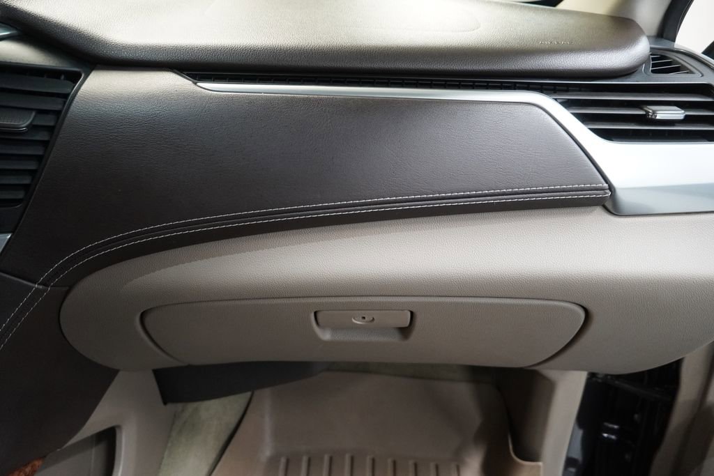 Used 2015 Chevrolet Tahoe LTZ image 43