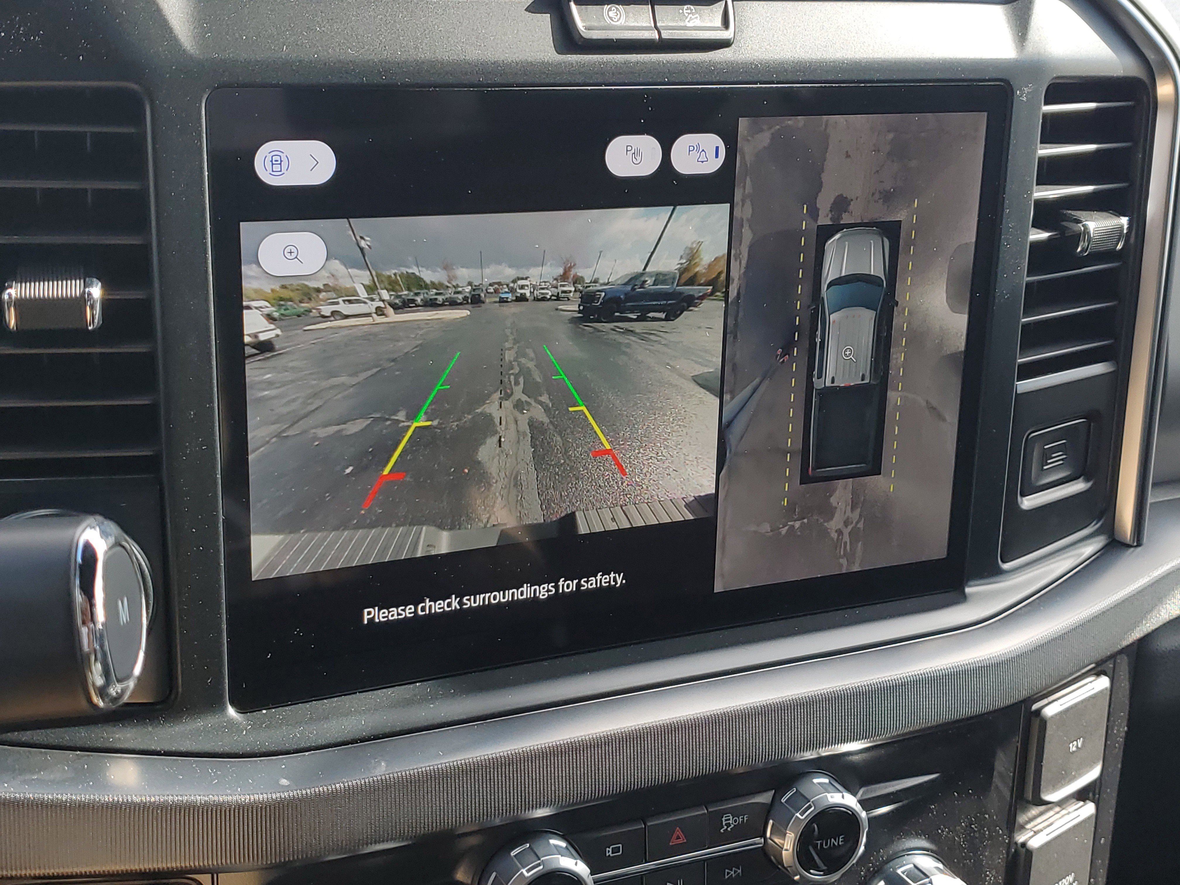 New 2025 Ford F250 Platinum image 26