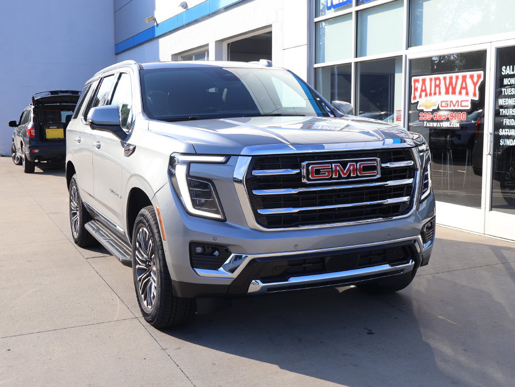 New 2026 GMC Yukon Elevation w/ Technology Package AWD/4WD image 2