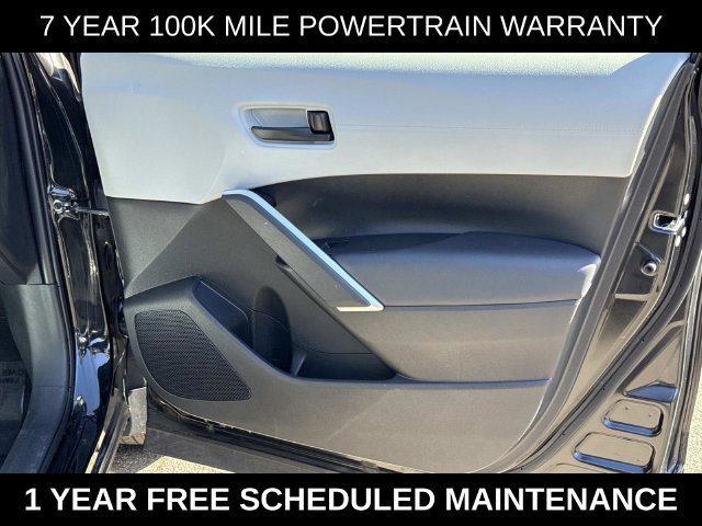 Used 2022 Toyota Corolla Cross LE AWD/4WD image 8