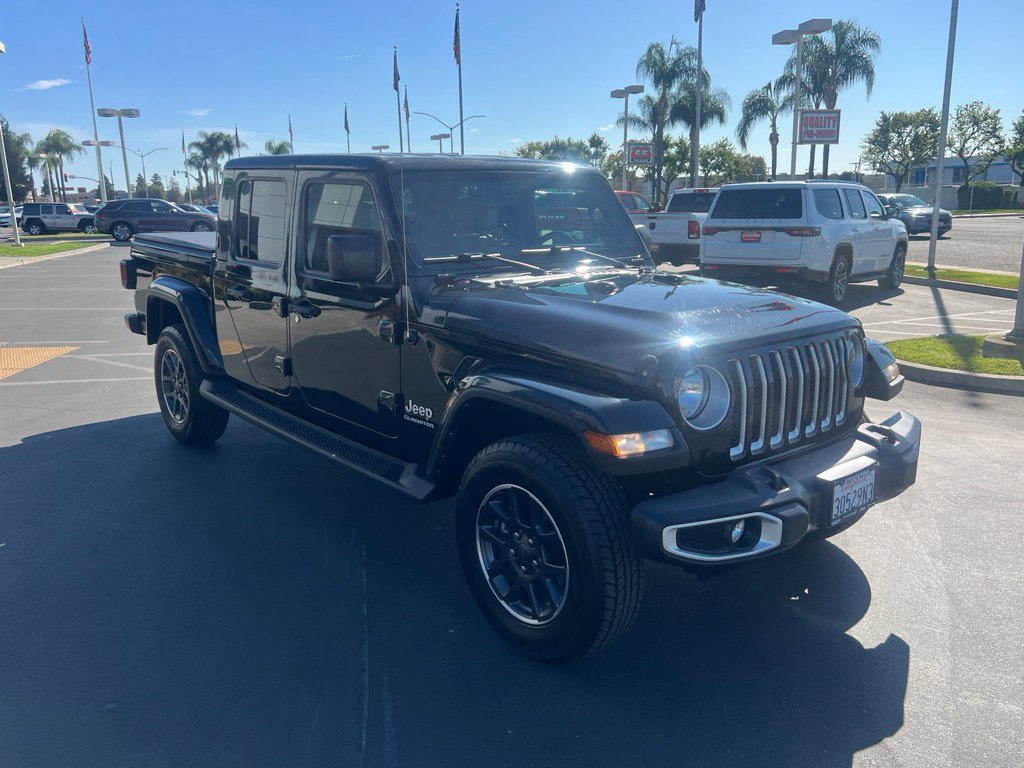 Used 2022 Jeep Gladiator Overland w/ Popular Equipment Package AWD/4WD image 8