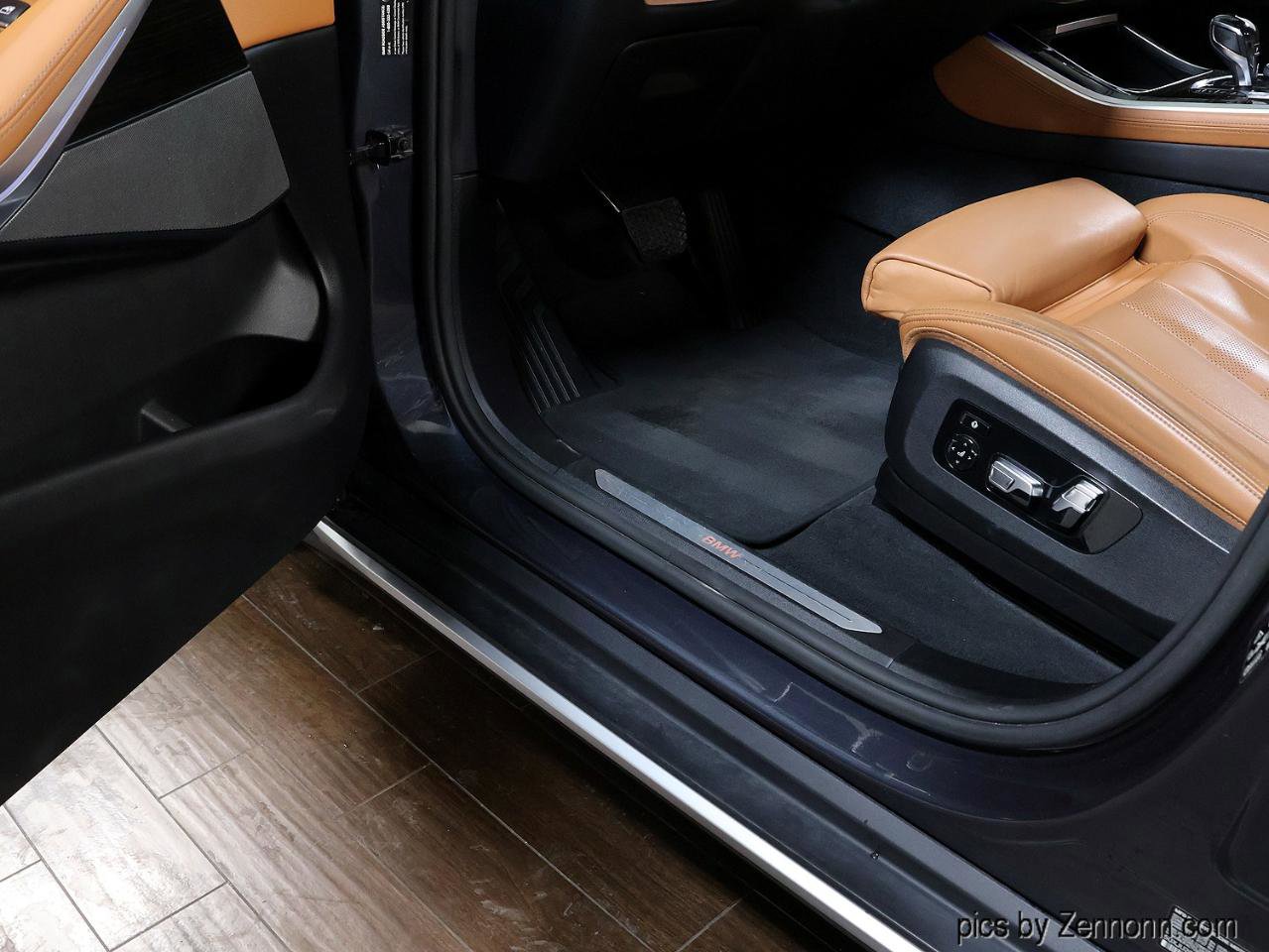Used 2019 BMW X5 xDrive50i w/ Off-Road Package image 31