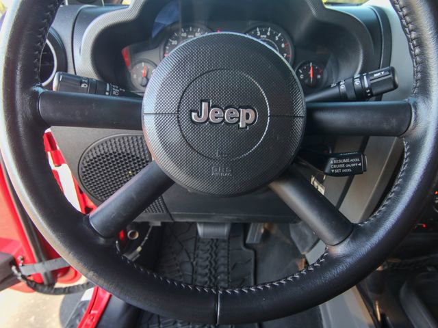 Used 2009 Jeep Wrangler X image 16