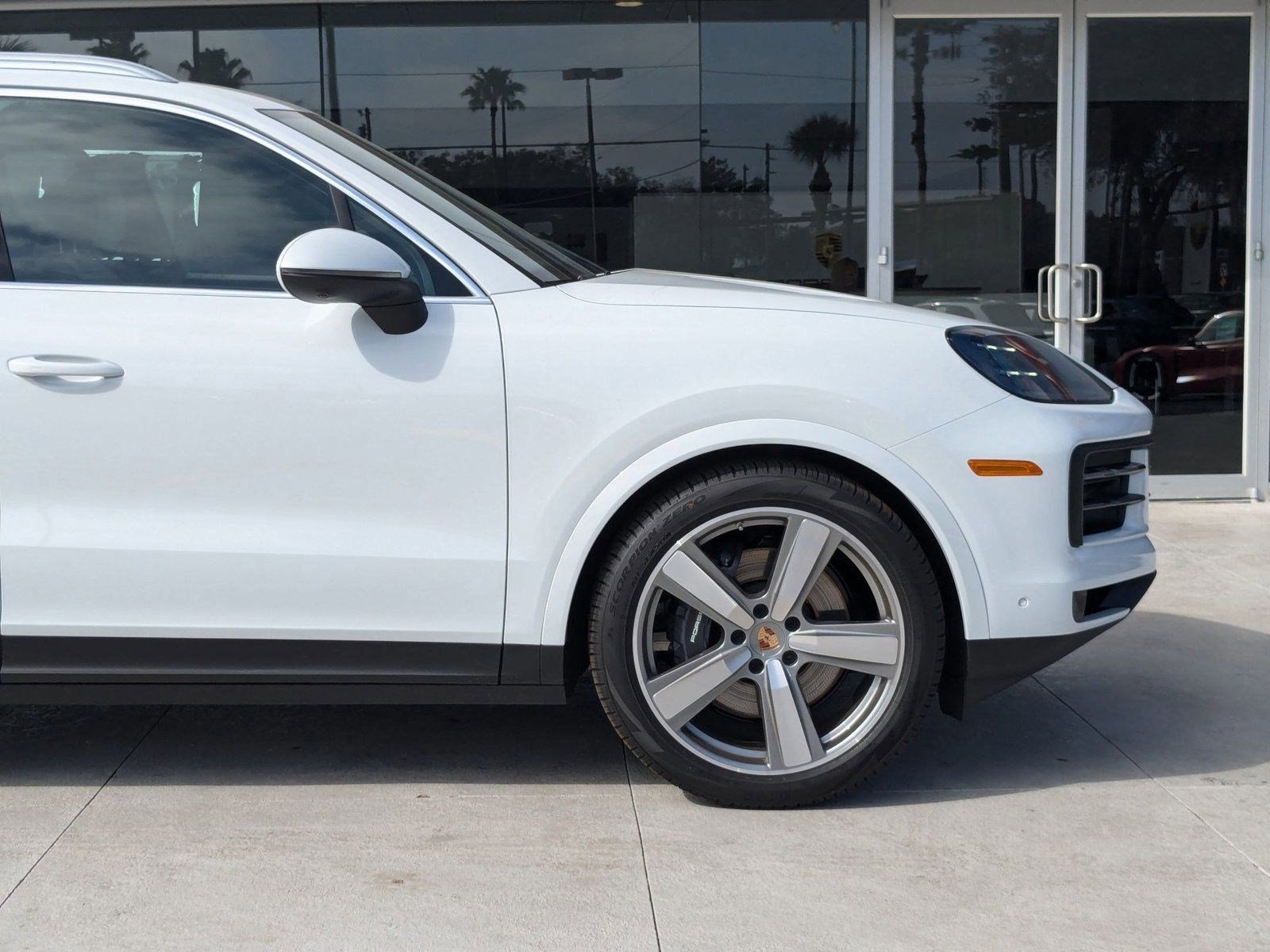 Certified 2025 Porsche Cayenne image 12