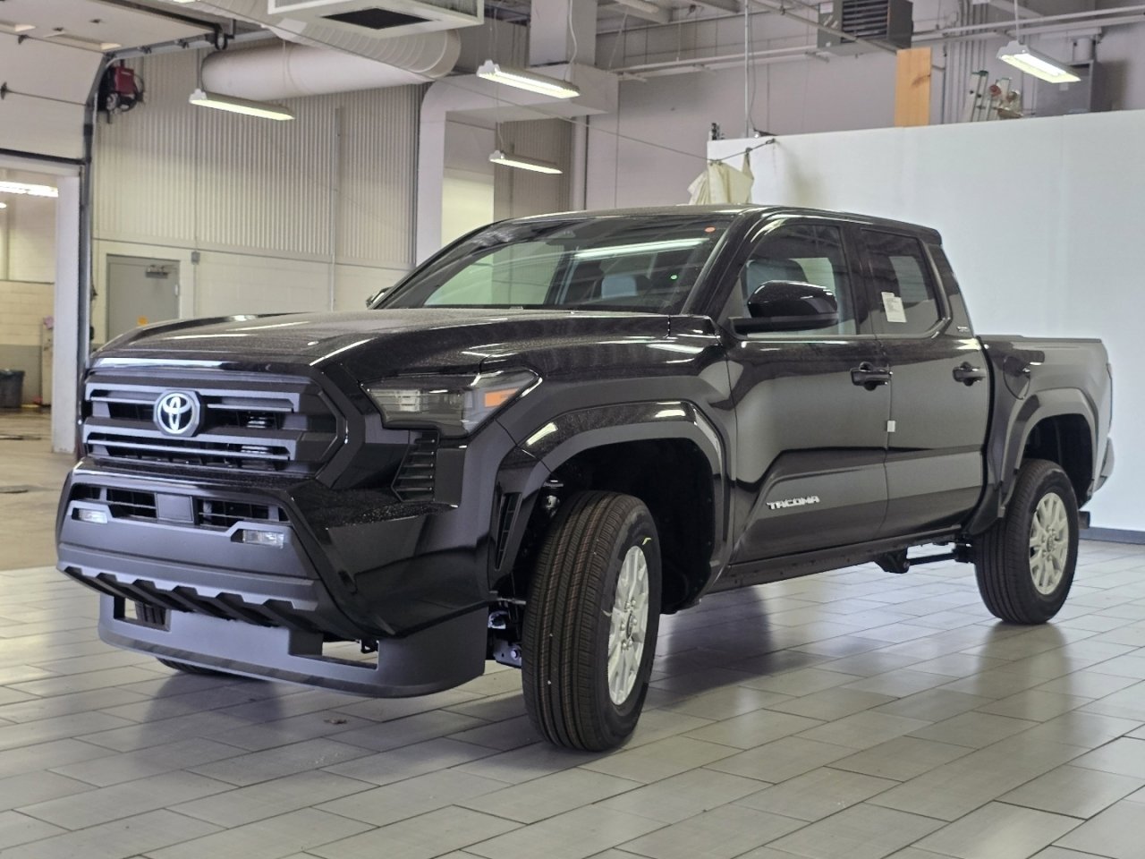 New 2026 Toyota Tacoma SR5 AWD/4WD image 11