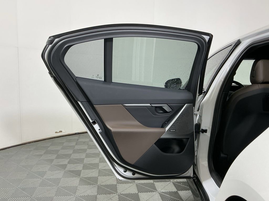 Certified 2025 BMW 530i w/ M Sport Package RWD image 24