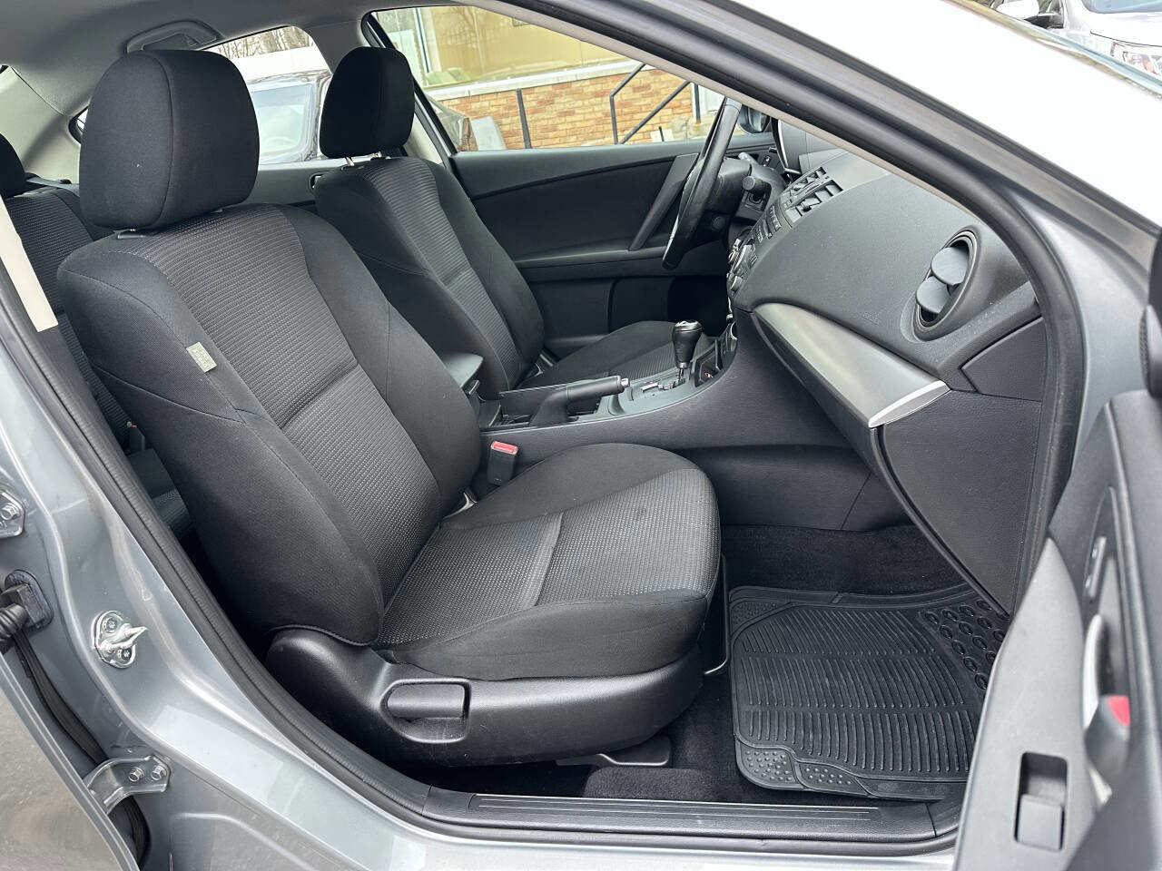 Used 2012 MAZDA MAZDA3 i Touring image 30