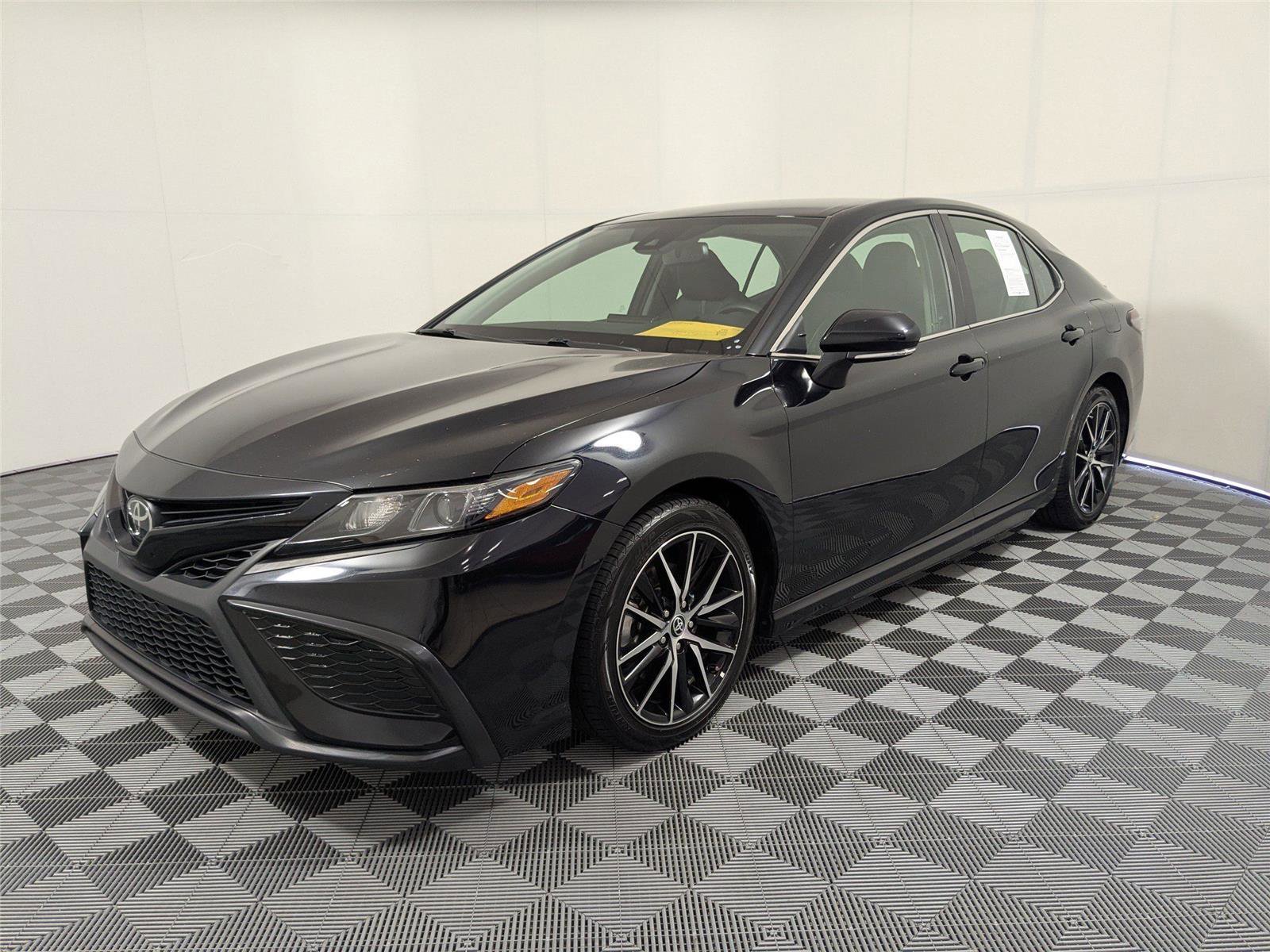 Certified 2023 Toyota Camry SE