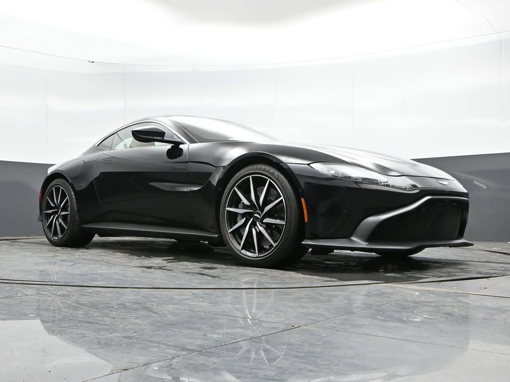 Used 2020 Aston Martin V8 Vantage Coupe RWD image 39