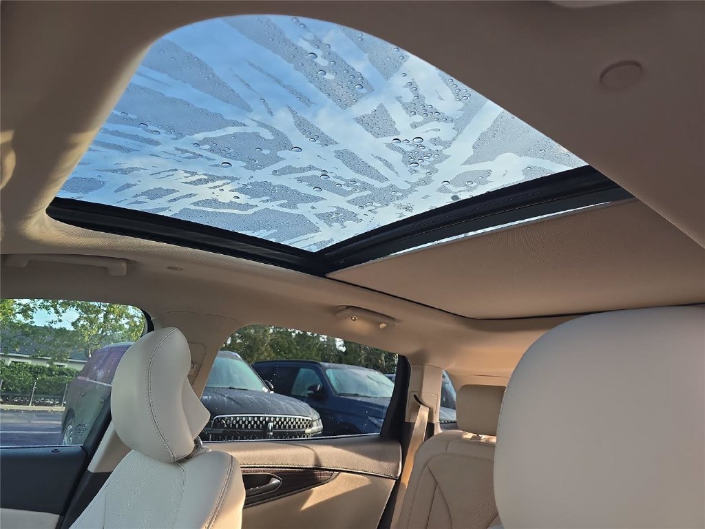 Used 2019 Lincoln Nautilus Reserve FWD image 27