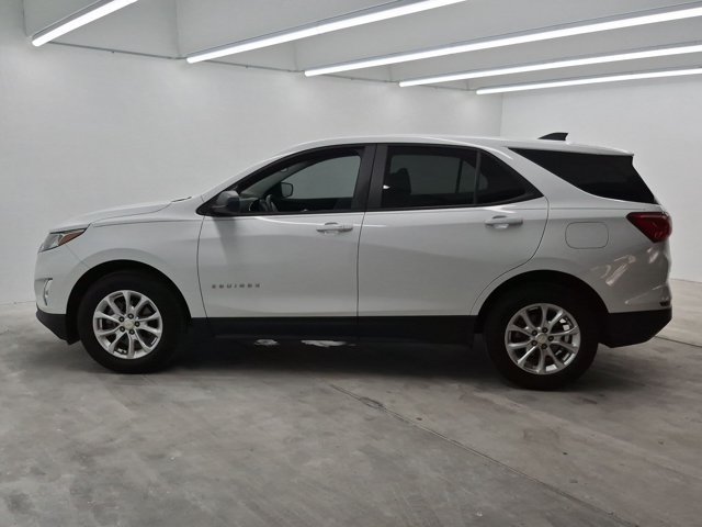 Used 2020 Chevrolet Equinox LS w/ LS Convenience Package FWD image 9