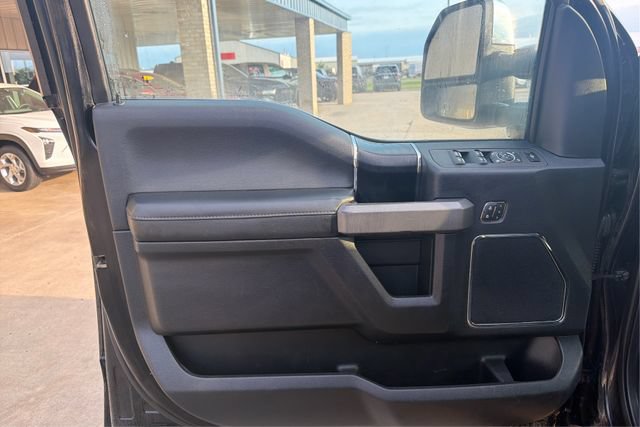 Used 2019 Ford F250 Platinum w/ Platinum Ultimate Package AWD/4WD image 18