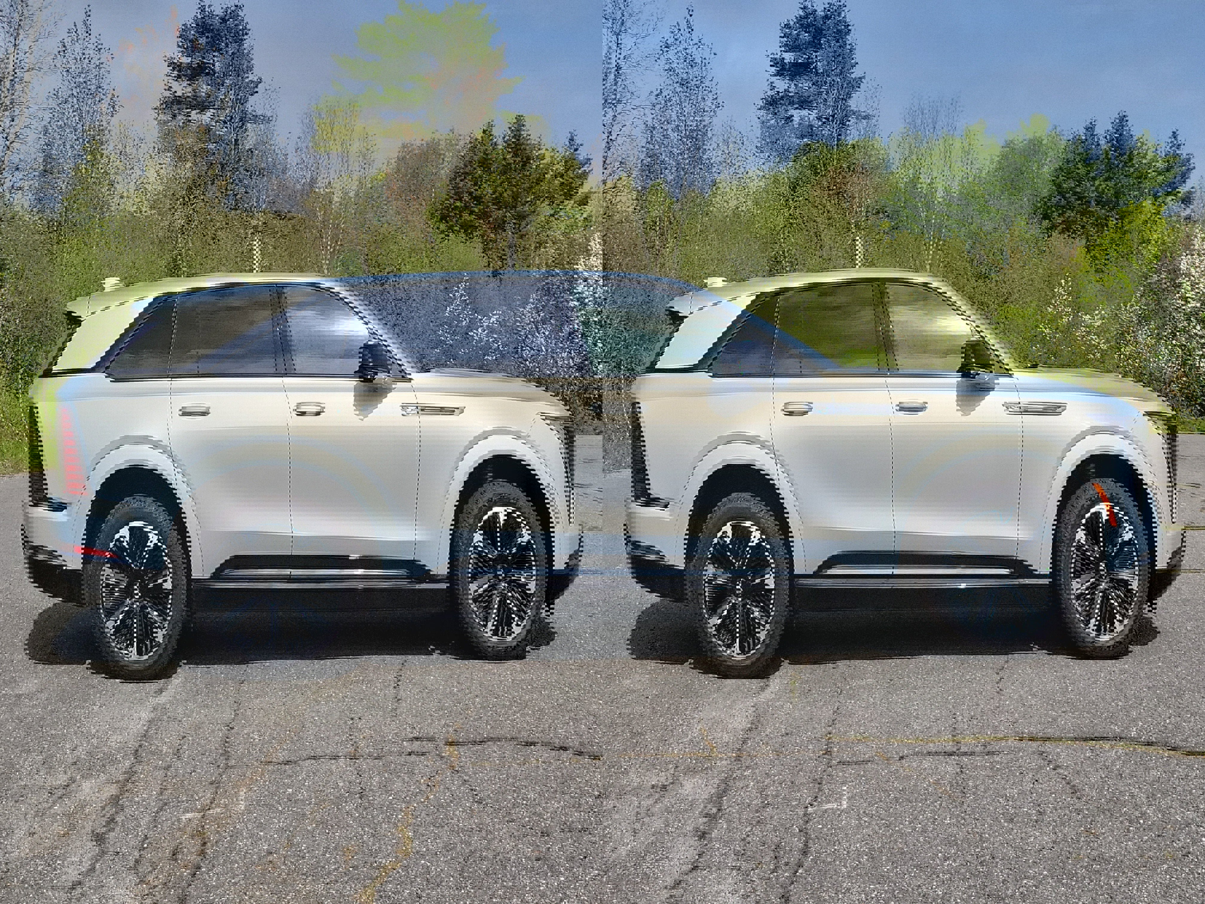 New 2025 Cadillac Escalade IQ Sport 1 w/ Smart Trailering package image 4