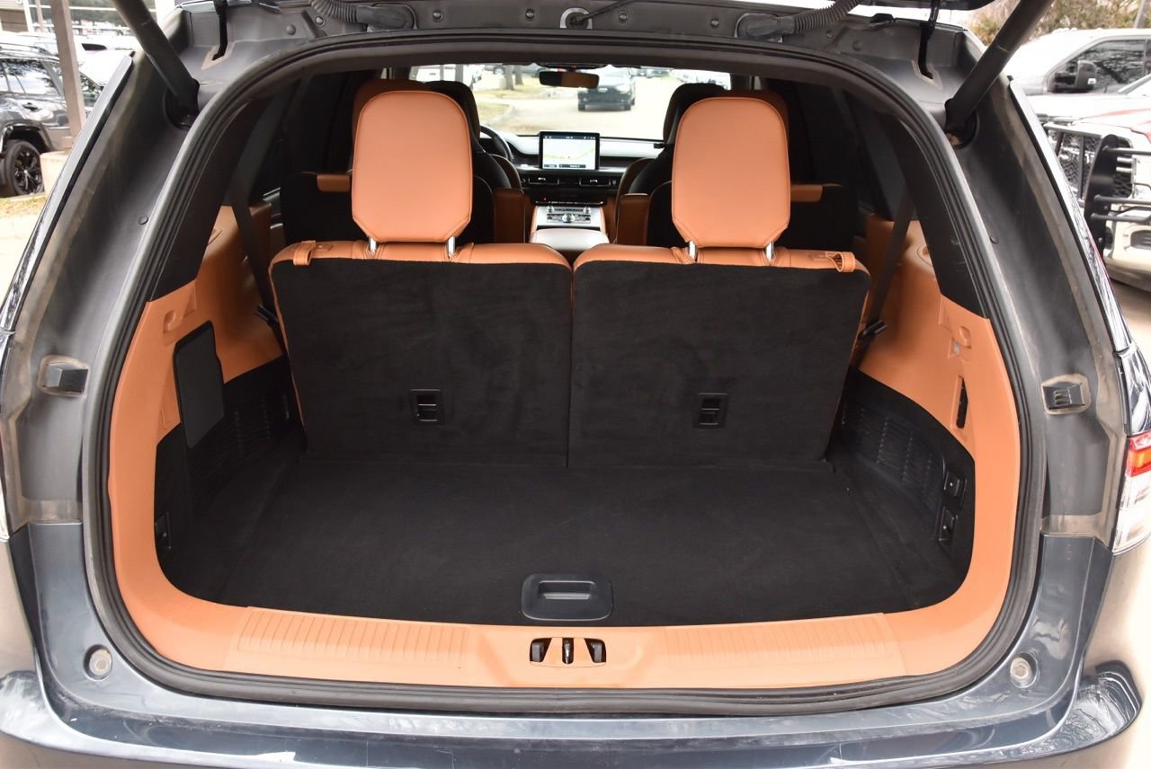 Used 2024 Lincoln Aviator Black Label w/ Dynamic Handling Package image 40