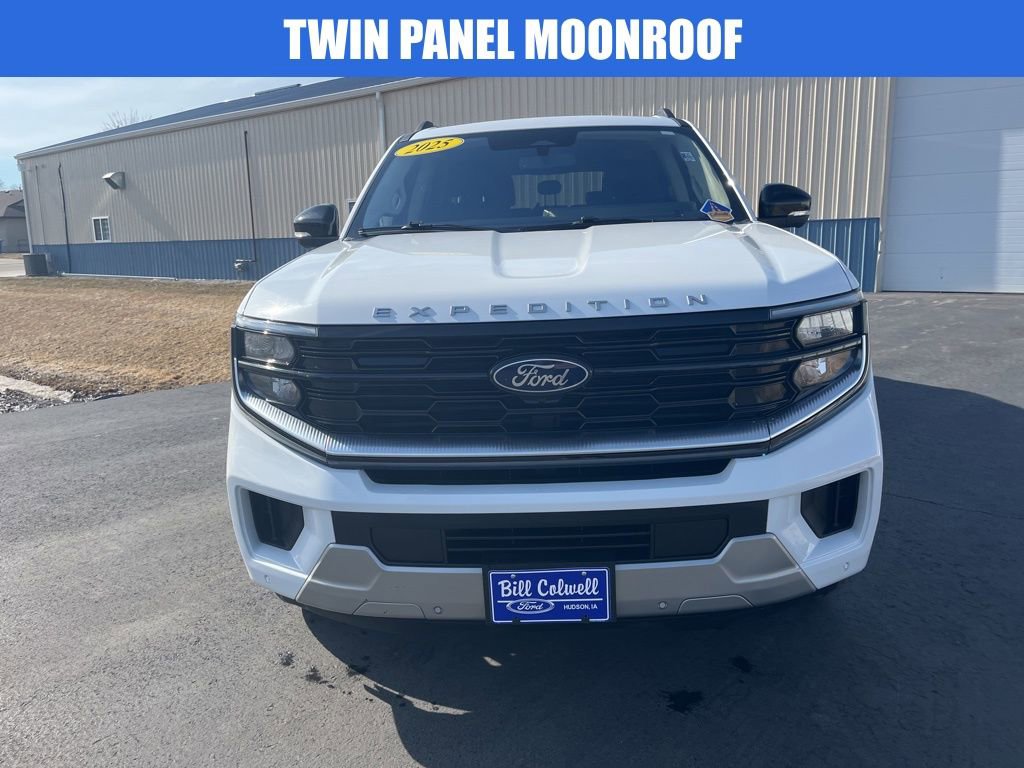 Used 2025 Ford Expedition Max Platinum image 9