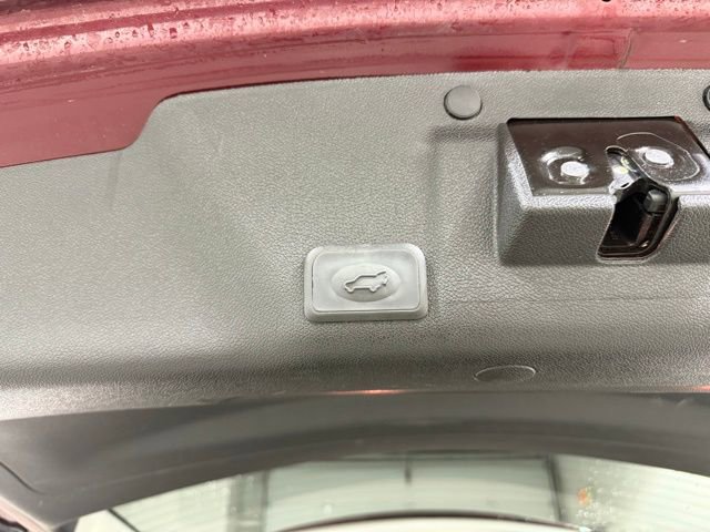 Certified 2016 GMC Acadia SLT AWD/4WD image 9
