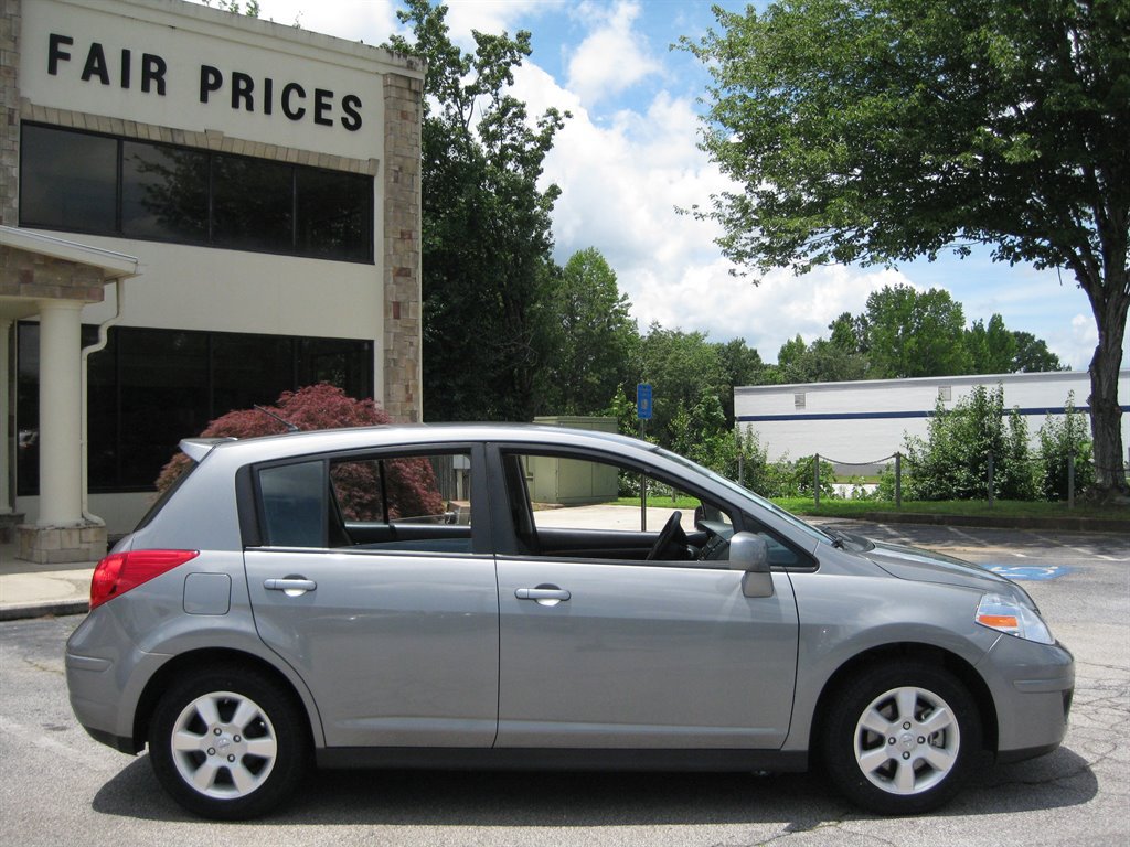 Used 2012 Nissan Versa 1.8 S w/ Special Edition Pkg FWD image 8