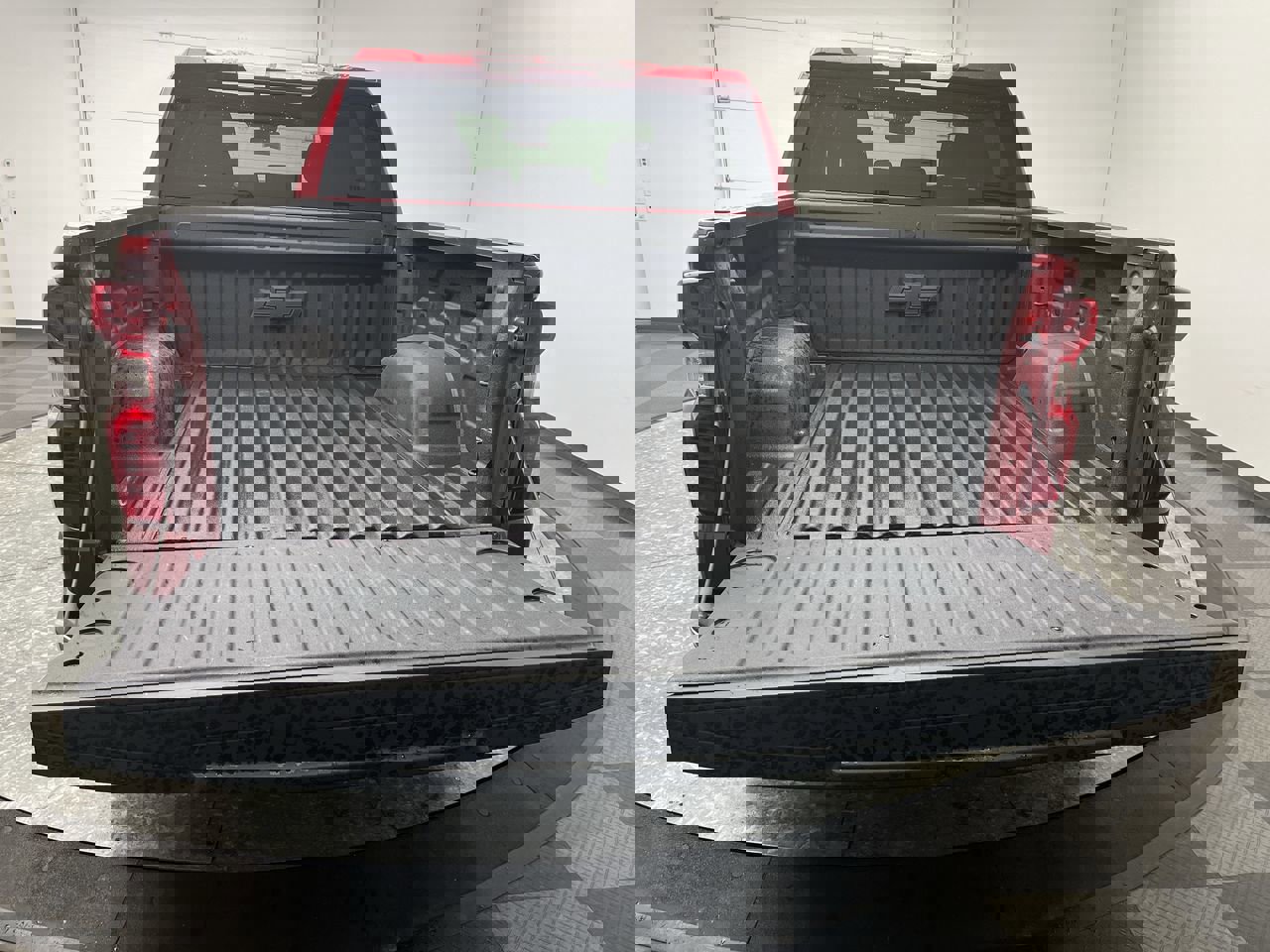 Used 2024 Chevrolet Silverado 1500 LT image 30