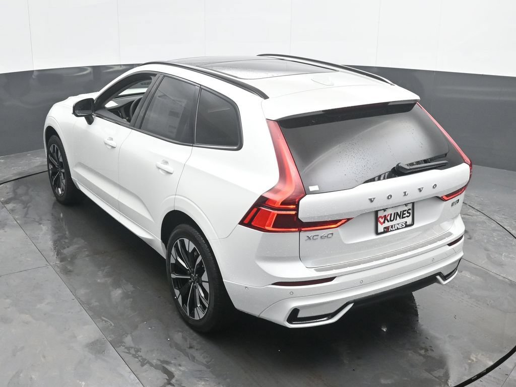 New 2026 Volvo XC60 B5 Plus w/ Climate Package AWD/4WD image 35