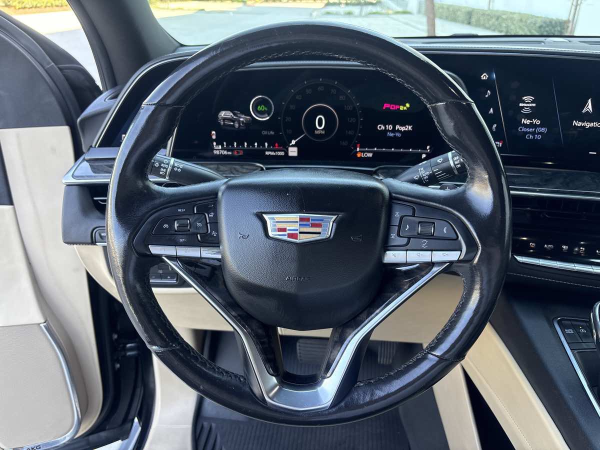 Used 2021 Cadillac Escalade ESV Premium Luxury w/ Driver Assist Tech Package RWD image 27