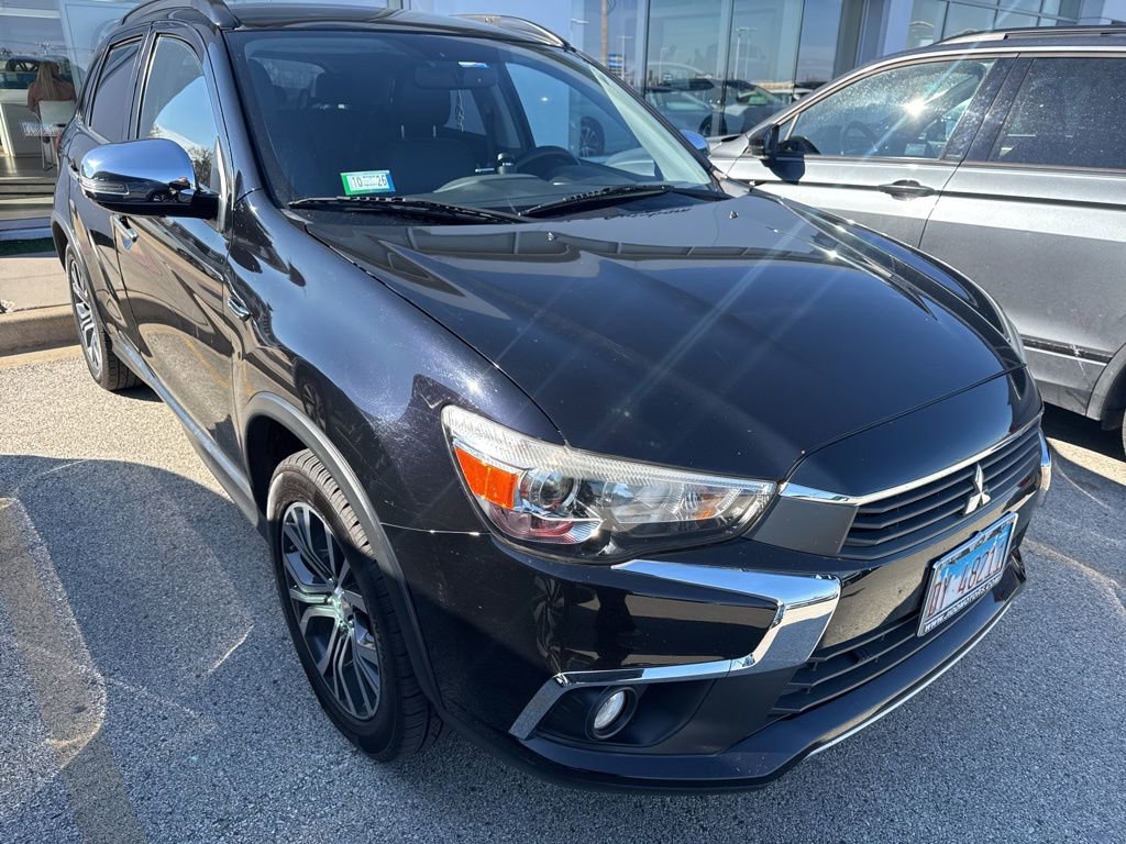 Used 2017 Mitsubishi Outlander Sport GT image 2