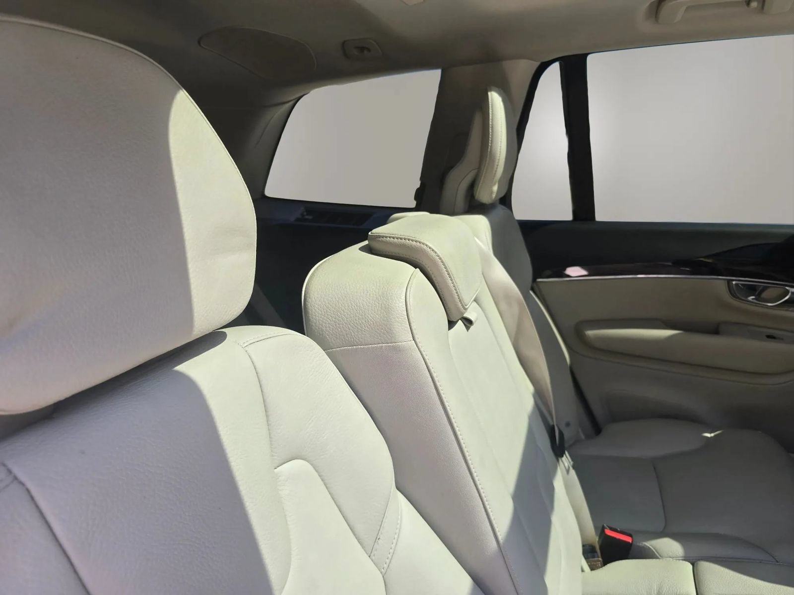 Used 2017 Volvo XC90 T6 Momentum w/ Vision Package AWD/4WD image 29