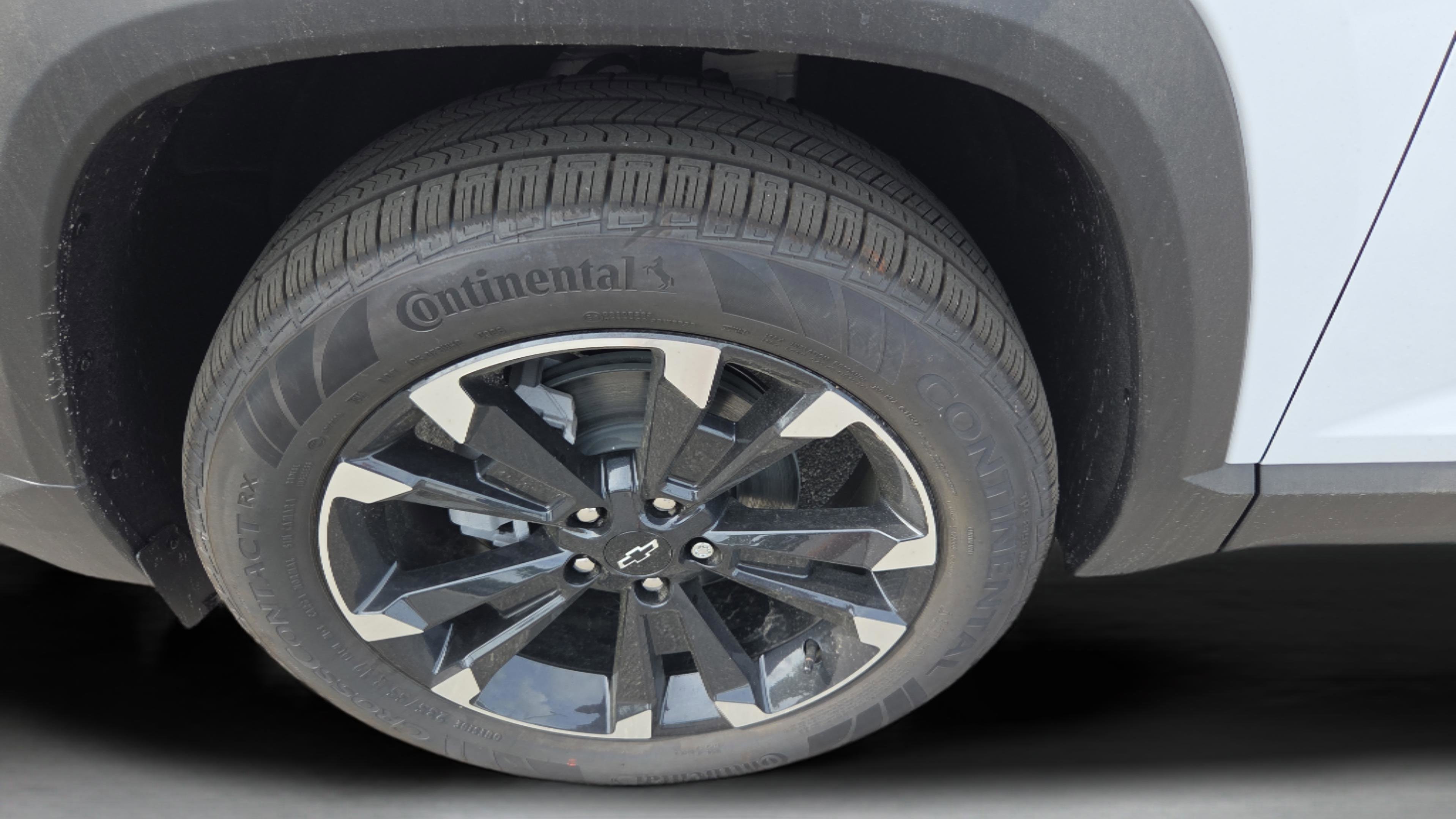 New 2026 Chevrolet Equinox RS FWD image 9