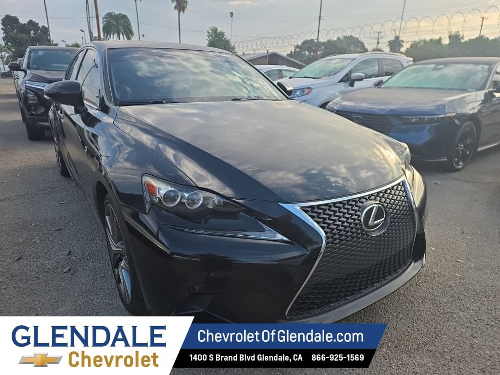 Used 2016 Lexus IS 200t w/ F Sport Package RWD image 10
