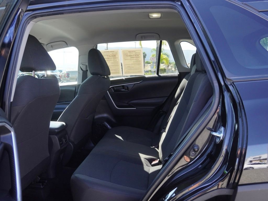 Used 2024 Toyota RAV4 LE image 20