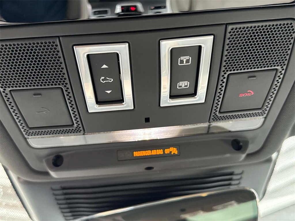 New 2026 Jaguar F-PACE R-Dynamic S image 21