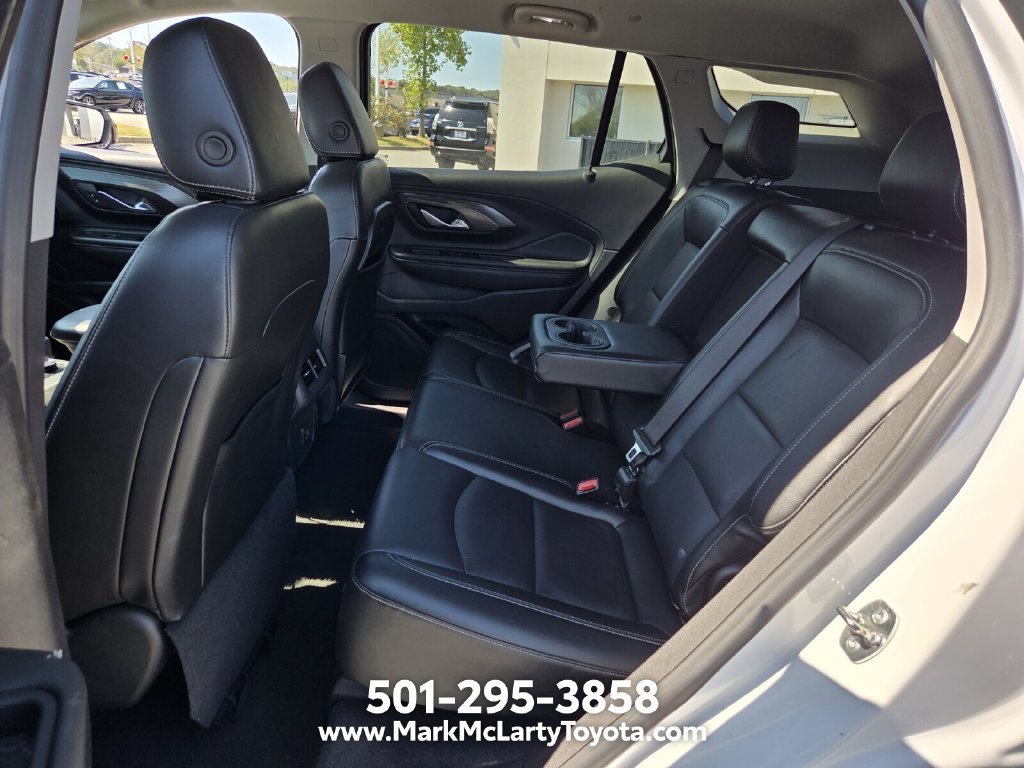 Used 2024 GMC Terrain SLT AWD/4WD image 10