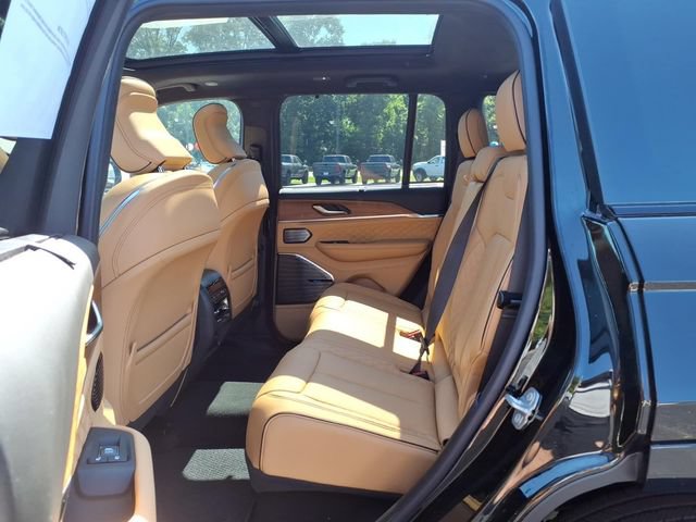 New 2026 Jeep Grand Cherokee Summit w/ Obsidian Package AWD/4WD image 29