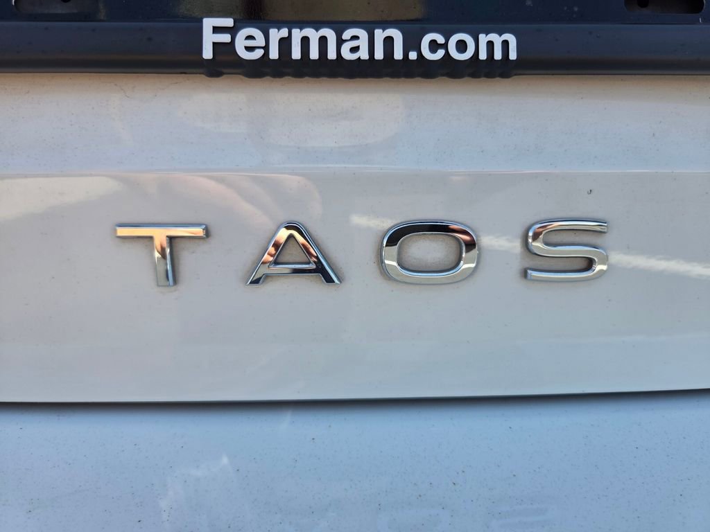 Used 2022 Volkswagen Taos S FWD image 14