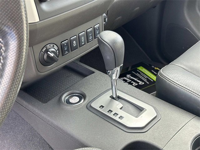 Used 2020 Nissan Frontier PRO-4X image 35