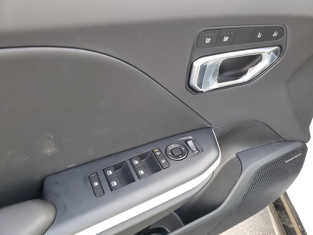 New 2025 Kia K4 GT-Line w/ GT-Line Premium Package image 17